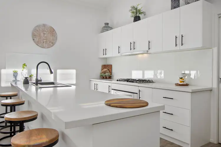 Sixth view of Homely house listing, 2 Nesci Court, Inverloch VIC 3996