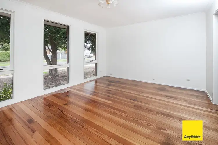 Sixth view of Homely house listing, 19 Thomas Crescent, Cranbourne VIC 3977