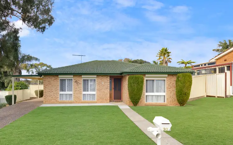 30 Clennam Avenue, Ambarvale NSW 2560
