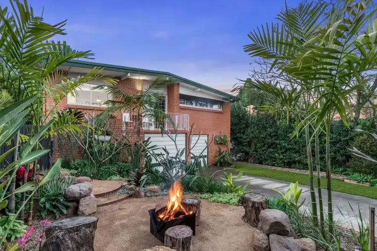 17 Doulton Street, Stafford Heights QLD 4053