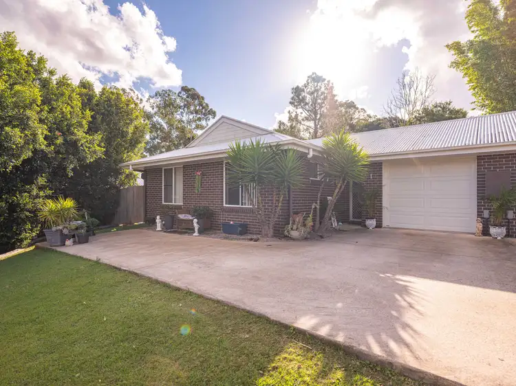 1/16 Wisteria Lane, Southside QLD 4570