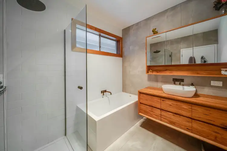 Sixth view of Homely house listing, 31 Curtin Street, Flora Hill VIC 3550