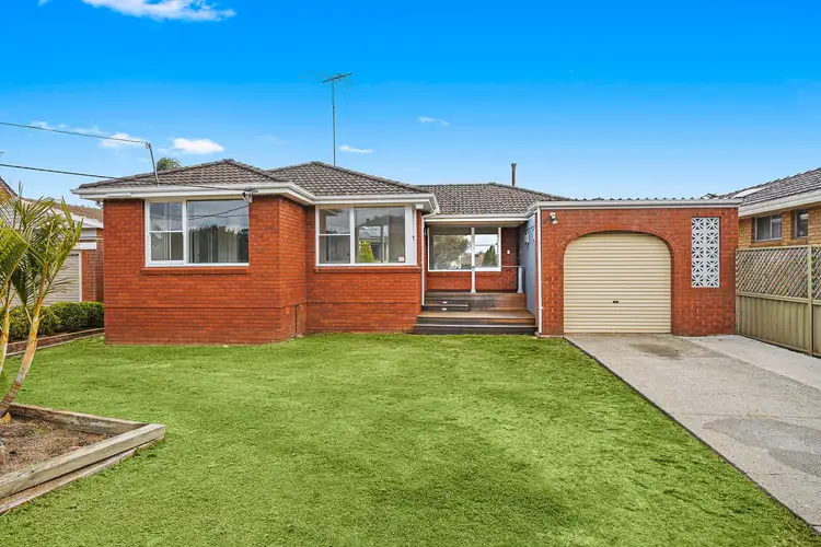 182 Lorraine Street, Peakhurst Heights NSW 2210