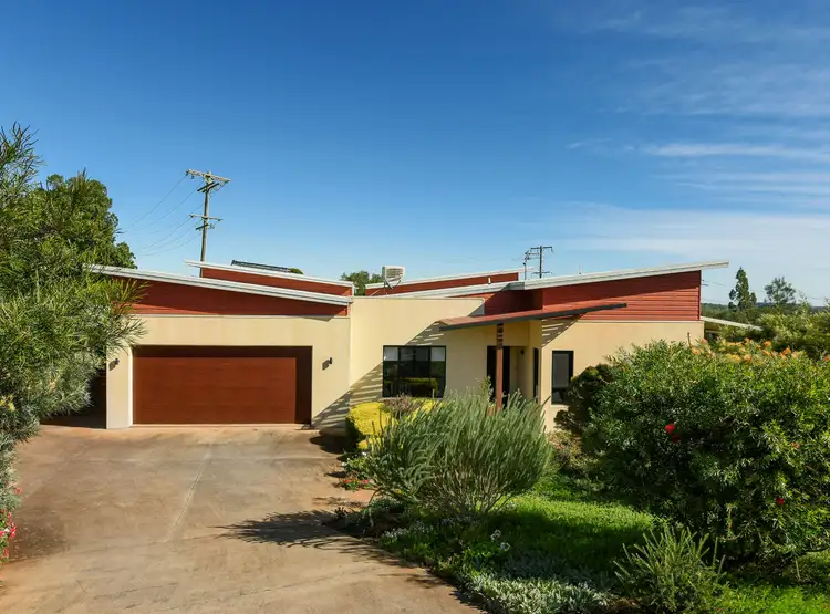 3 Jenna Court, Highfields QLD 4352