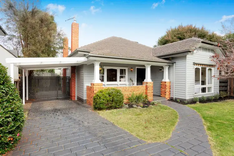 18 Arthur Street, Hughesdale VIC 3166
