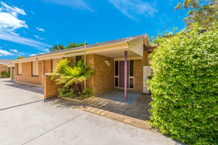 Fifth view of Homely house listing, 27a & 27b William Street, Oaks Estate ACT 2620