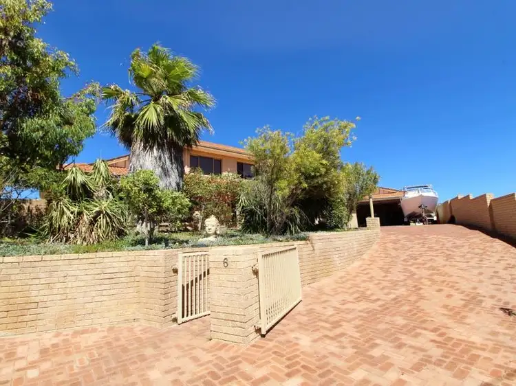 6 Balboa Cove