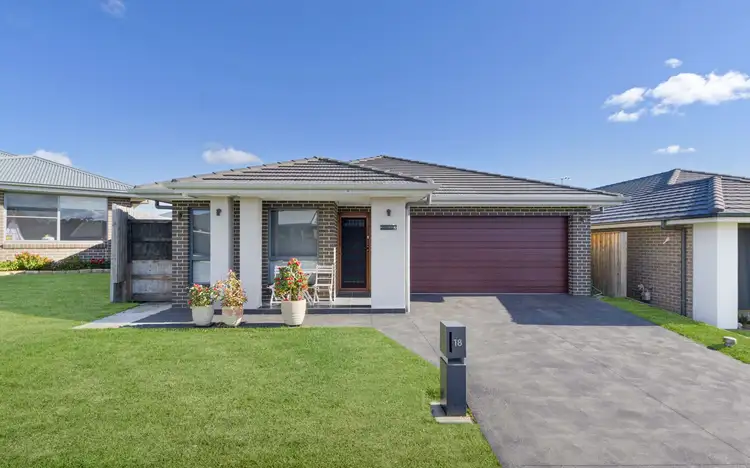 18 Clowes Street, Elderslie NSW 2570