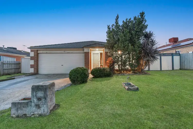 24 McCartney Drive, Narre Warren South VIC 3805