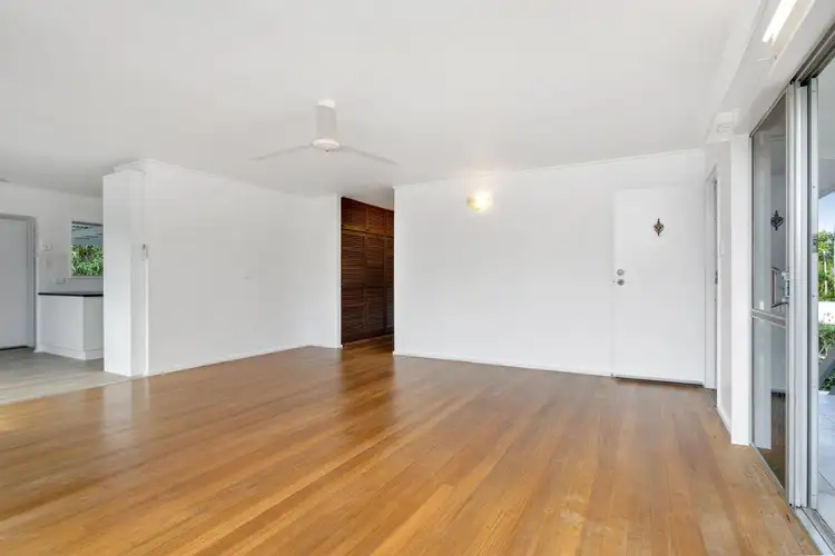 Sixth view of Homely house listing, 10 Jacaranda Street, Holloways Beach QLD 4878