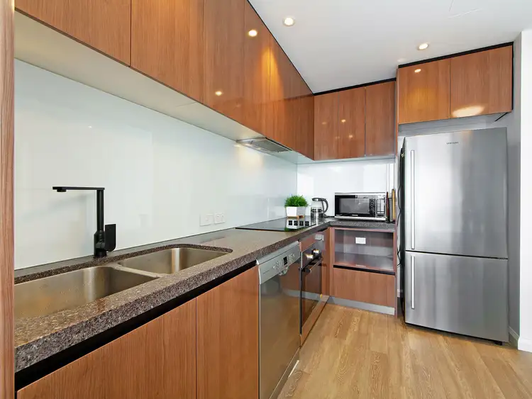 Fifth view of Homely apartment listing, 5233 Harbourview Drive, Hope Island QLD 4212