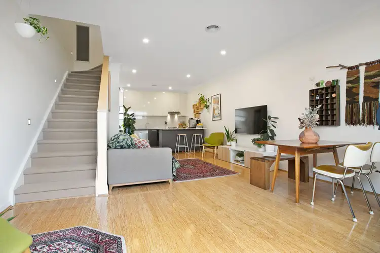 19 Aviary Grove, Thornbury VIC 3071