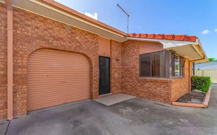 2/20 Waratah Avenue, Yamba NSW 2464