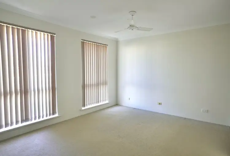 Fourth view of Homely semi-detached listing, 1/9 Penzance Way, Tarcoola Beach WA 6530