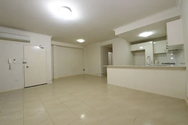 Fifth view of Homely house listing, 15/548 -556 Woodville Road, Guildford NSW 2161
