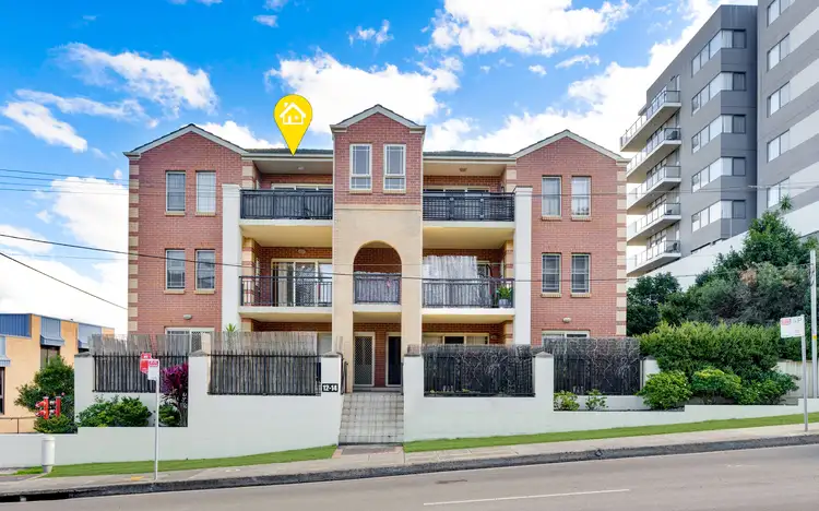 Main view of Homely unit listing, 13/12-14 Gladstone Avenue, Wollongong NSW 2500