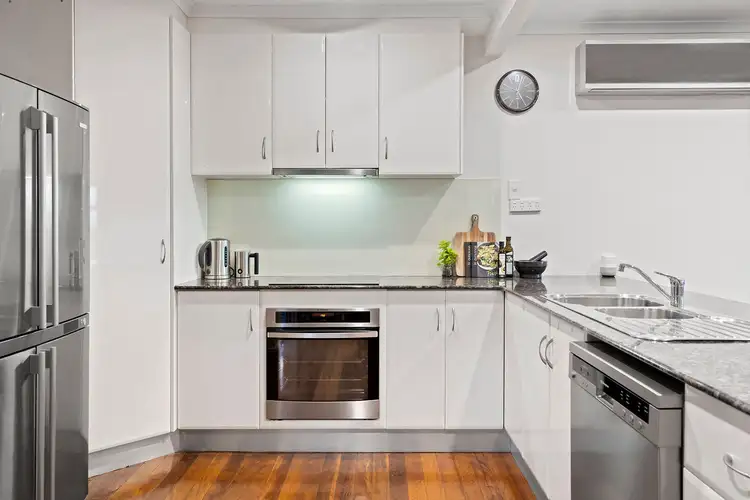 Fifth view of Homely house listing, 6 BAFFIN Street, Upper Mount Gravatt QLD 4122