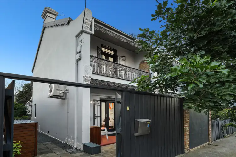 6 Lackey Street, St Peters NSW 2044