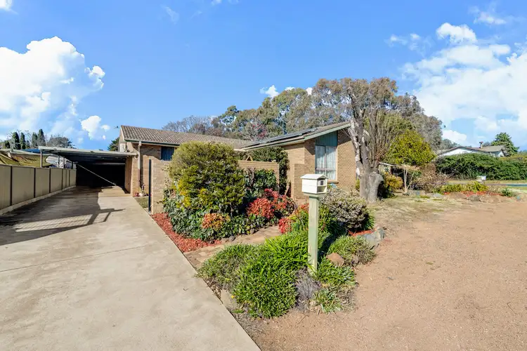 2 Diamantina Crescent, Kaleen ACT 2617