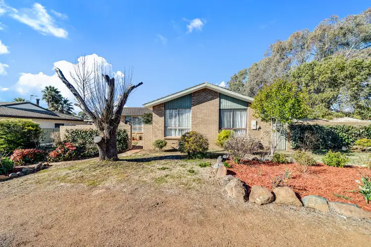 Second view of Homely house listing, 2 Diamantina Crescent, Kaleen ACT 2617