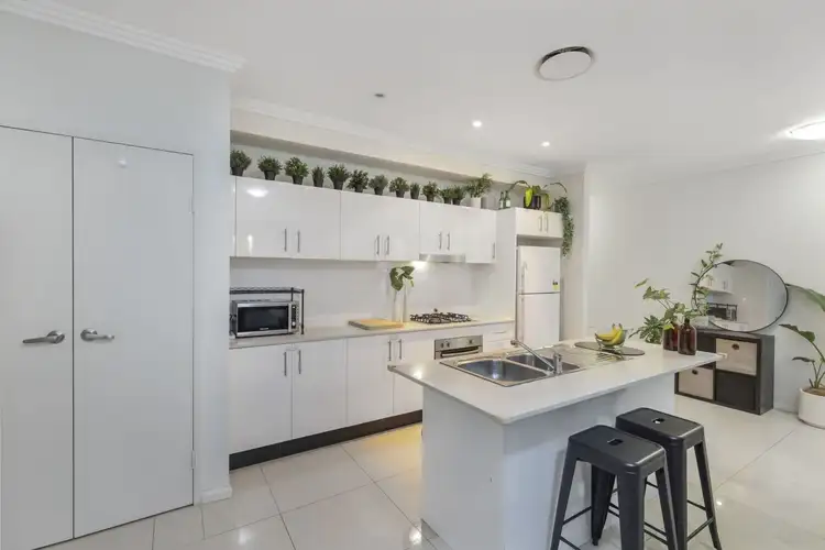 Fifth view of Homely house listing, 2/33 Glenmore Ridge Drive, Glenmore Park NSW 2745