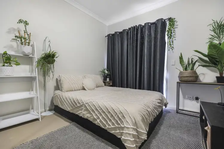 Sixth view of Homely house listing, 2/33 Glenmore Ridge Drive, Glenmore Park NSW 2745