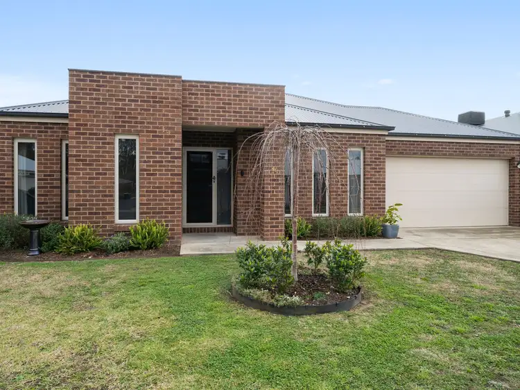 14 Trewin Street, Benalla VIC 3672