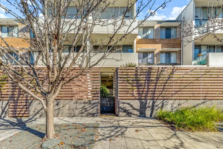 2/116 Easty Street, Phillip ACT 2606