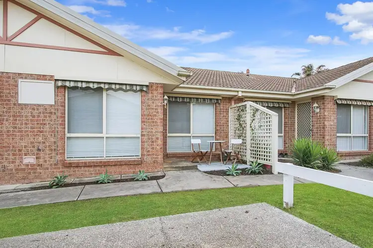 Sixth view of Homely house listing, 2/4 Owen Court, Lavington NSW 2641