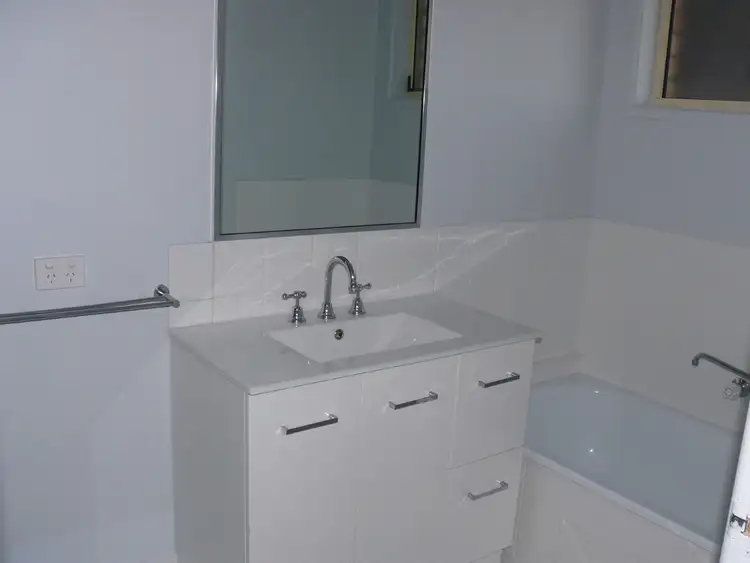 Sixth view of Homely semi-detached listing, 1/9 Fonda Place, Oxenford QLD 4210