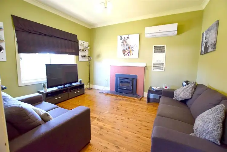Third view of Homely house listing, 1/38 Brockley Street, Wodonga VIC 3690