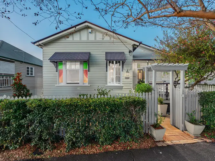 13 Arthur Terrace, Red Hill QLD 4059