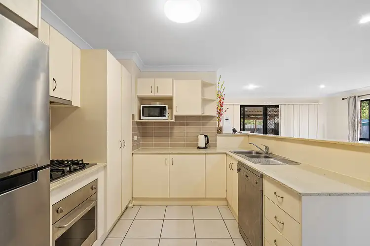 Second view of Homely house listing, 2 Summerhill Court, Marsden QLD 4132