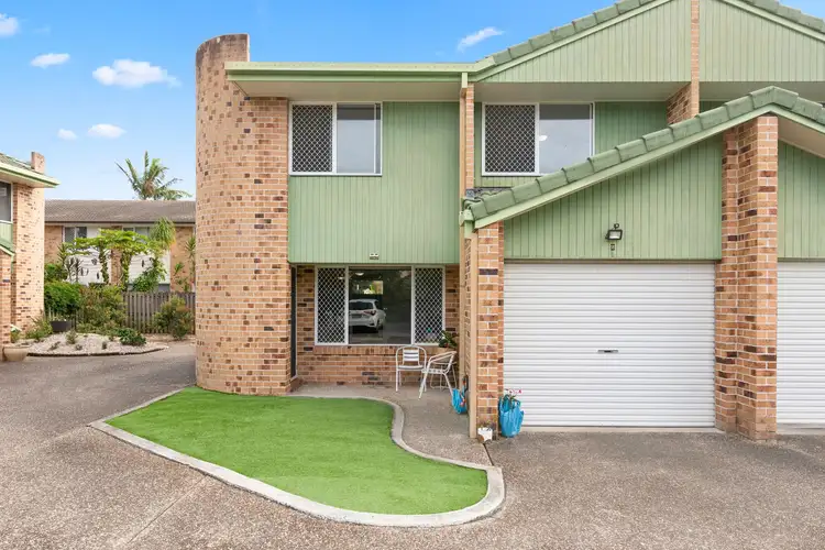 Sixth view of Homely townhouse listing, 2/11 Cupania Place, Elanora QLD 4221