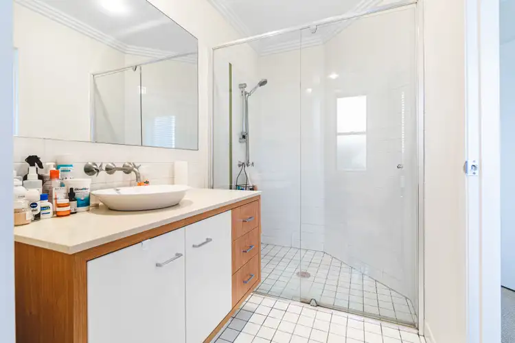 Fifth view of Homely unit listing, 5/201 Varsity Parade, Varsity Lakes QLD 4227