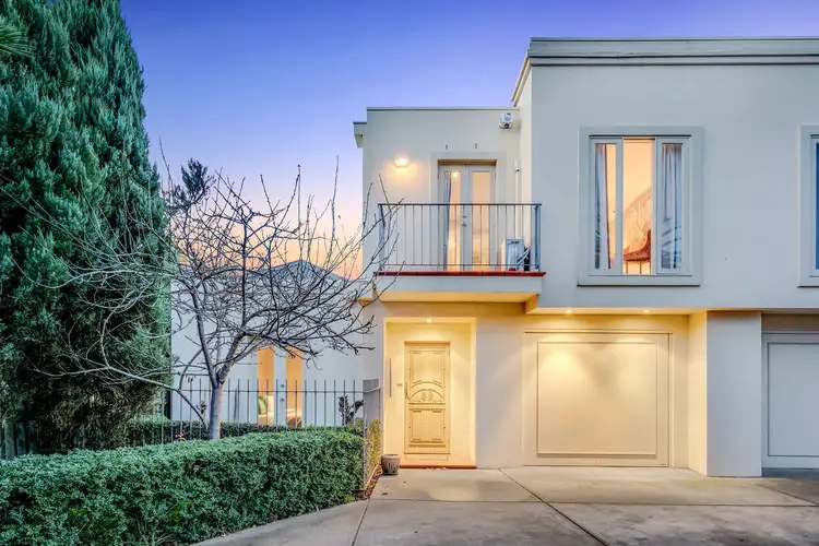 3/3 The Grove, Coburg VIC 3058