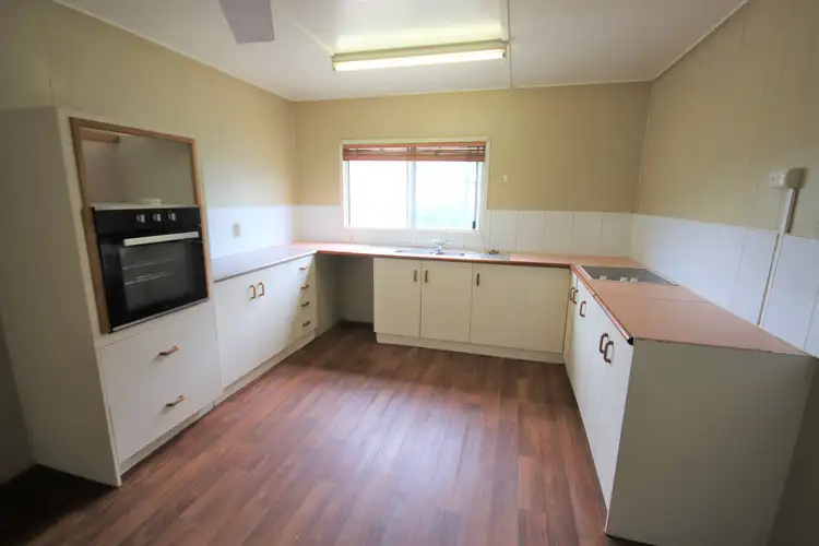 Third view of Homely house listing, 18 Flinders Street, Mundubbera QLD 4626