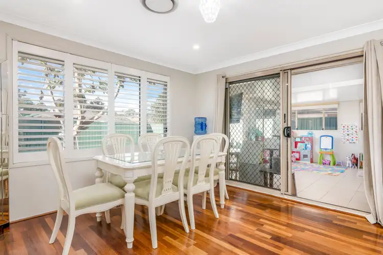 Second view of Homely house listing, 5 Sentinel Close, Horningsea Park NSW 2171