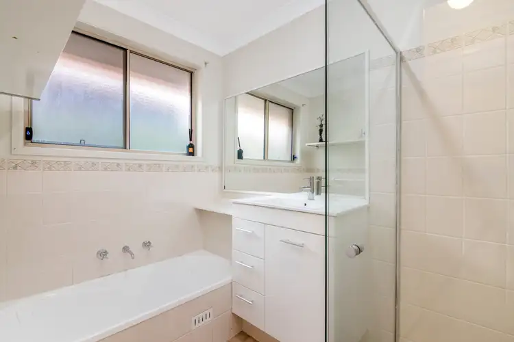 Fifth view of Homely house listing, 5 Sentinel Close, Horningsea Park NSW 2171