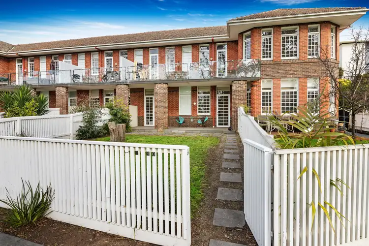 2/30 Linacre Drive, Bundoora VIC 3083
