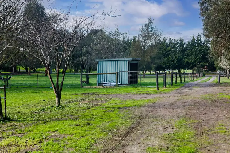 Fifth view of Homely rural property listing, 6 Drovers Lane, Somerville VIC 3912