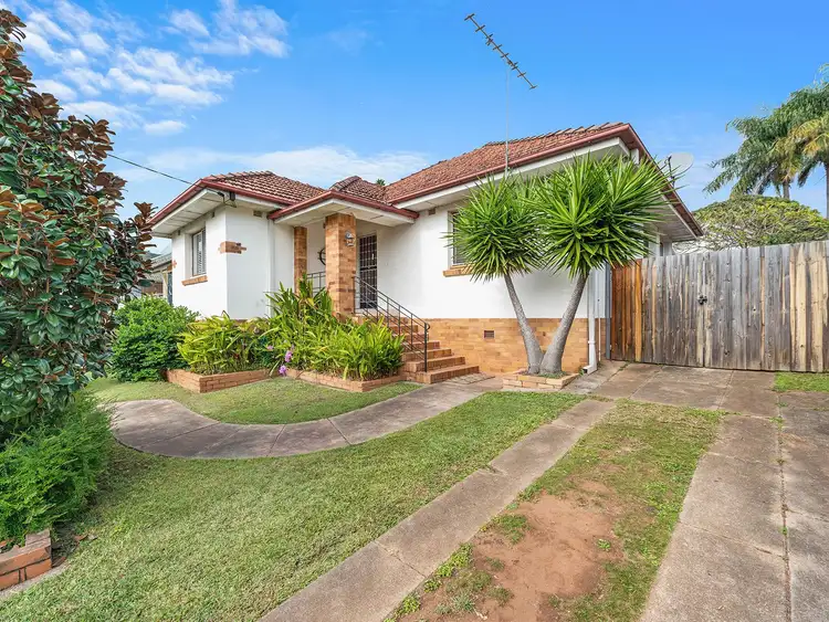 Second view of Homely house listing, 117 Goodwin Terrace, Moorooka QLD 4105