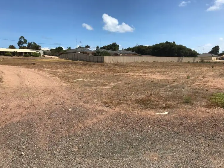 33 Chapple Street, Moonta Bay SA 5558