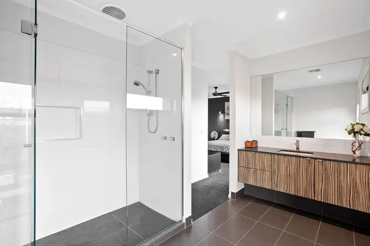 Sixth view of Homely house listing, 9 Tatterson Way, Caroline Springs VIC 3023