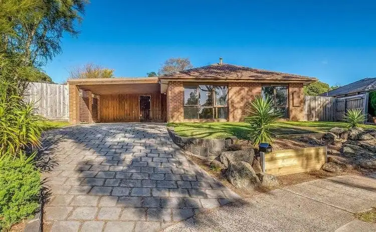 12 Prior Court, Rowville VIC 3178