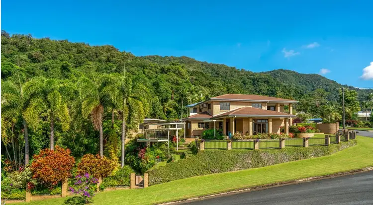 1 Crest Close, Bayview Heights QLD 4868
