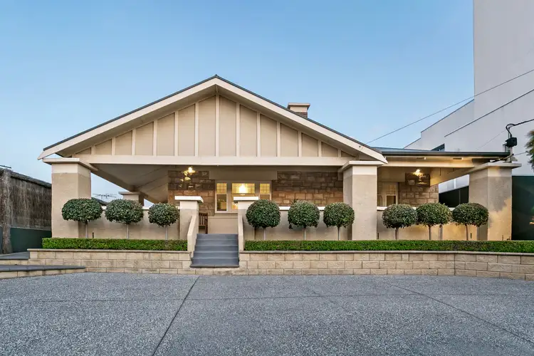 154 Seaview Road, Henley Beach South SA 5022
