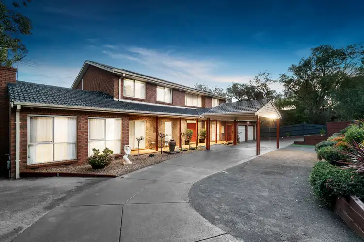 27 Timbertop Drive, Rowville VIC 3178