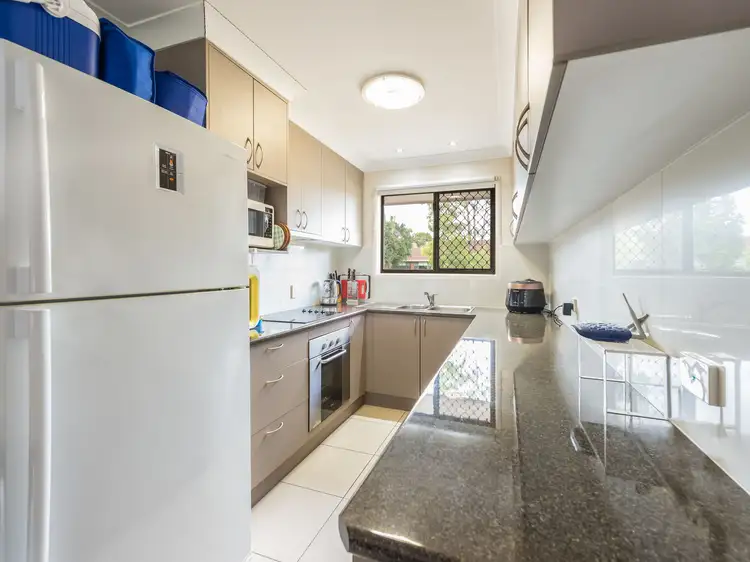 25/7 Chamberlain Avenue, Rochedale South QLD 4123