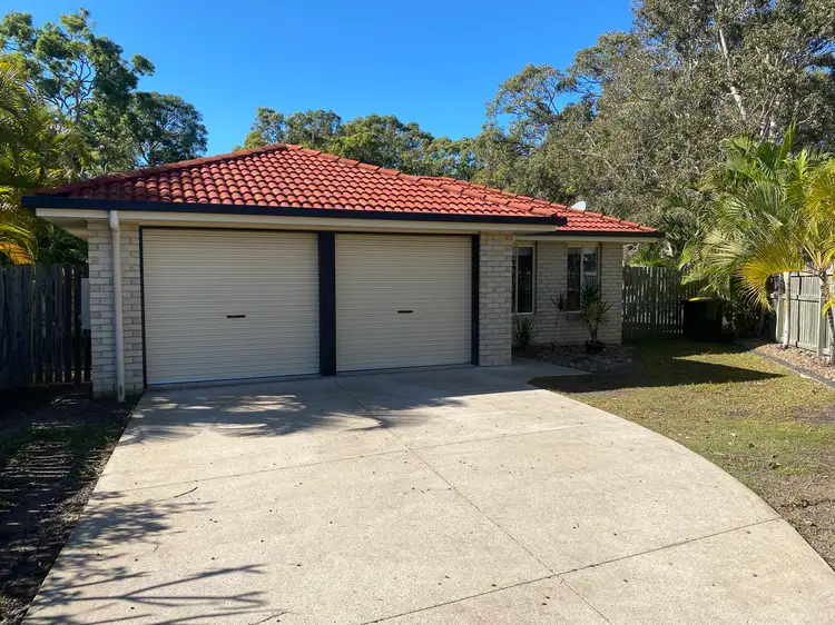 16 Whipbird Court, Urangan QLD 4655